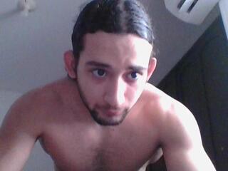 Elion Novak webcam model stream image