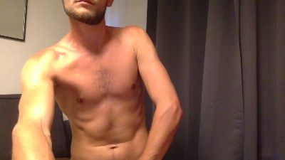 LuluFr webcam model stream image