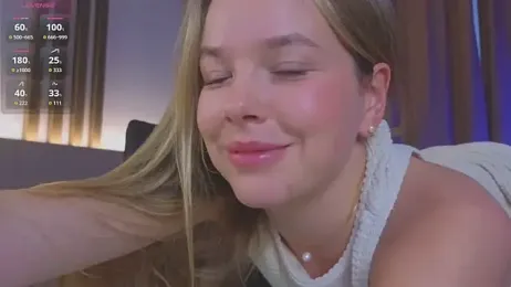 milly_shy webcam stripchat model stream image