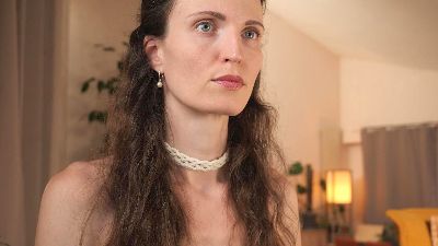 Yulla webcam cam4 model stream image