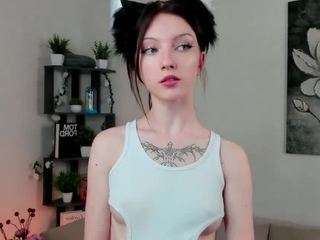 oraacremanv webcam model stream image