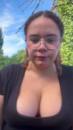 babyyfarah webcam model stream image