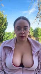 babyyfarah webcam model stream image