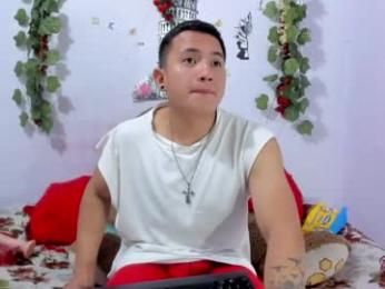 nataliaandjulliam webcam chaturbate model stream image