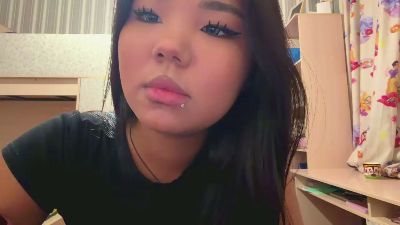 LaritaSuitt webcam model stream image