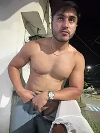 noahstevenss webcam stripchat model stream image