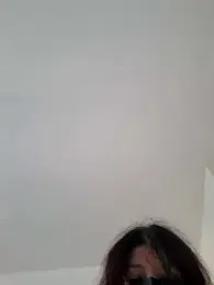 Silvia_Zeno webcam model stream image