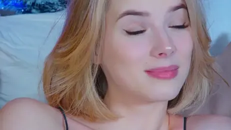 GentleRossi webcam stripchat model stream image