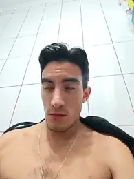 TommyMomentum webcam model stream image