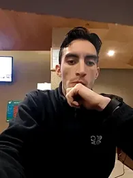 TommyMomentum webcam stripchat model stream image