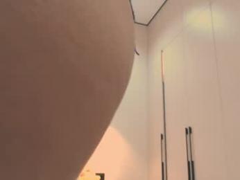 hiaru_cutie webcam model stream image