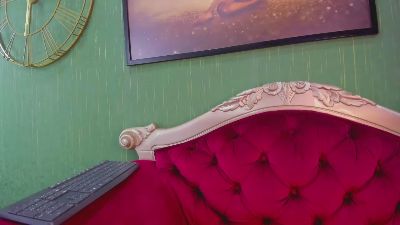 Madhi_evans webcam model stream image
