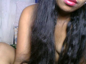 Taniah webcam model stream image
