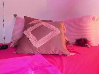 vaiolett-coleman webcam model stream image