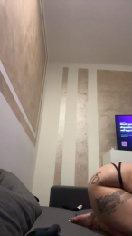 merylu_hot webcam model stream image