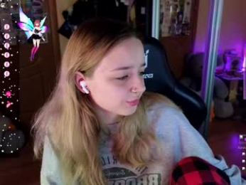 queen_kitty1818 webcam model stream image