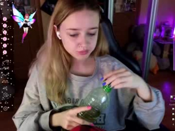 queen_kitty1818 webcam model stream image