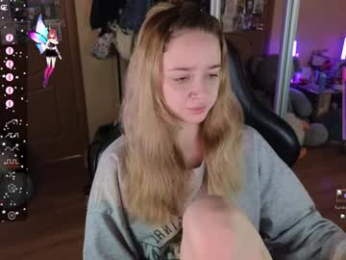 queen_kitty1818 webcam model stream image