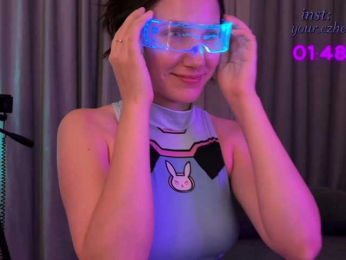 EzheVika webcam model stream image
