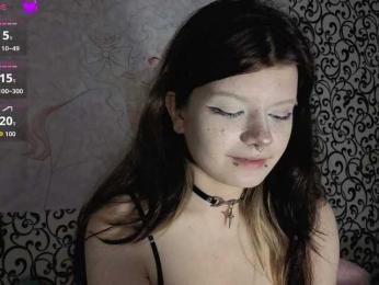 FrirenLovv webcam model stream image