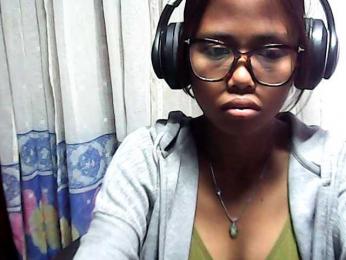 Natalie-Luxa webcam bongacams model stream image