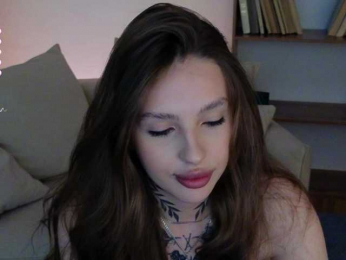 miachill bongacams stream image