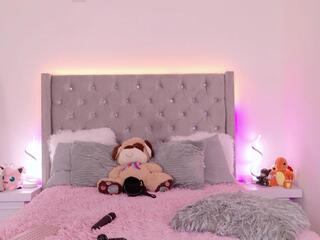 Julia Summers flirt4free stream image