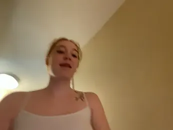gingerbabe18 stripchat stream image