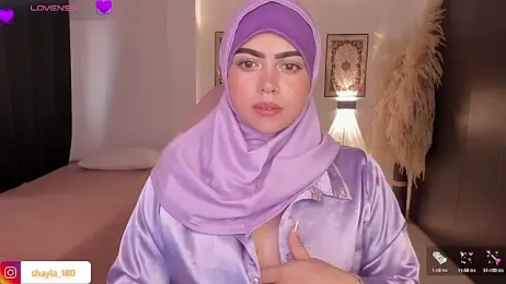 shayla_18 stripchat stream image