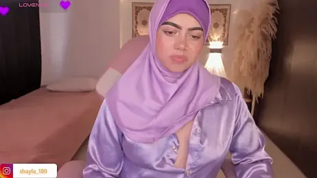 shayla_18 stripchat stream image