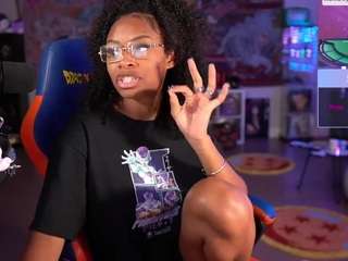 lovenzia camsoda stream image