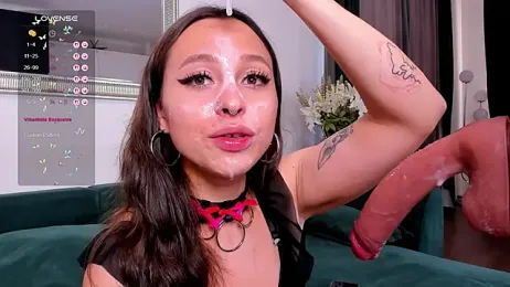 KarolineNeuer stripchat stream image