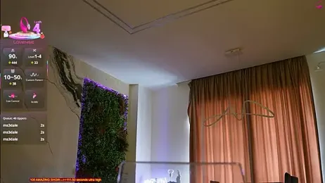 emily_bloom stripchat stream image