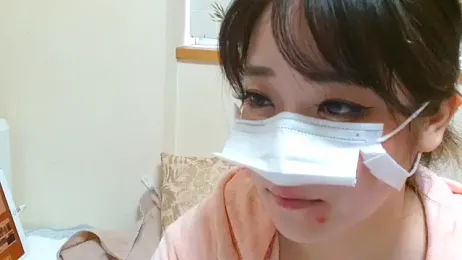 liliyRiSAcha-n stripchat stream image