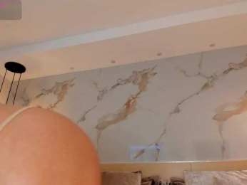 leathompson1 bongacams stream image