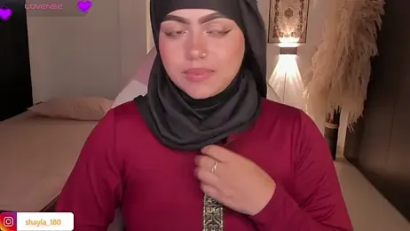 shayla_18 stripchat stream image