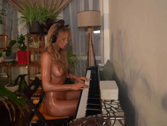 HeyBanana bongacams stream image