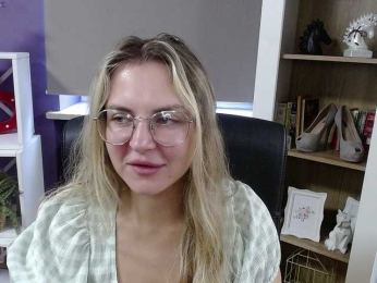 Soft-Zoey bongacams stream image