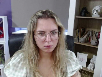 Soft-Zoey bongacams stream image