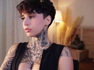 alicee-love camsoda stream image