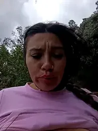 LIZ-06_ stripchat stream image