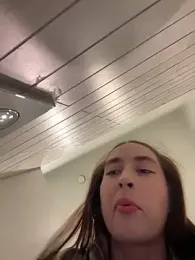 Holly_Play stripchat stream image