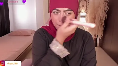 shayla_18 stripchat stream image