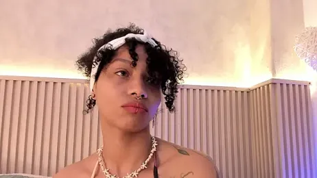 daiana_curly stripchat stream image