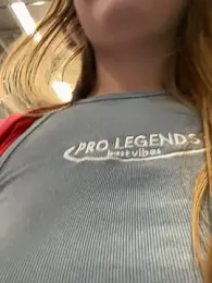 Sunny___Bunny stripchat stream image