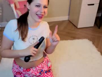 moirebaggs chaturbate stream image
