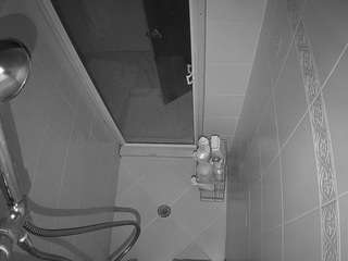 voyeurcam-baileybase-shower camsoda stream image
