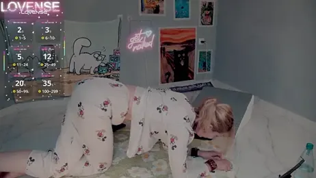 Careful_i_bite stripchat stream image