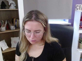 Soft-Zoey bongacams stream image