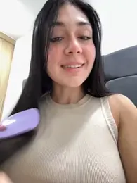 LaanaCooper stripchat stream image
